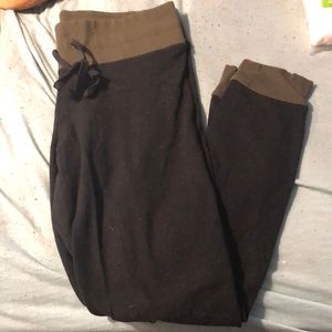 Really cute yoga pants